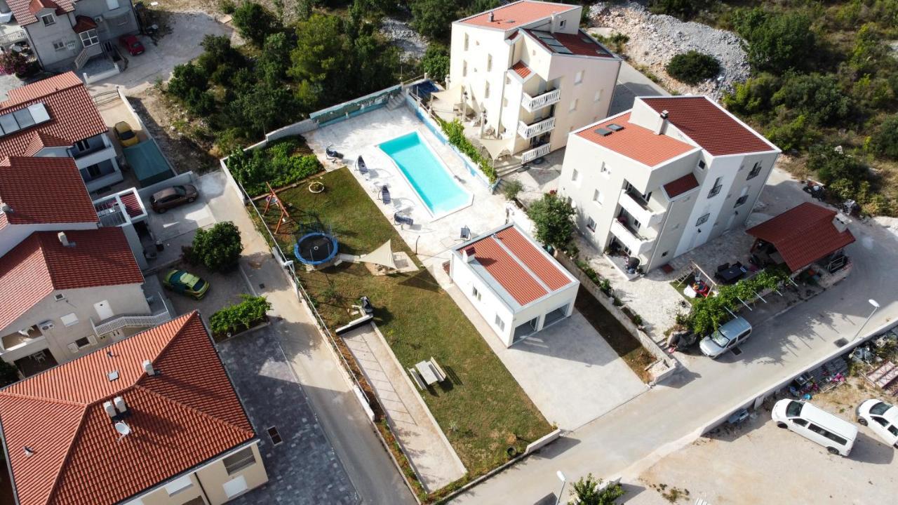 Apartmani Ivan V Relax Vodice Ngoại thất bức ảnh