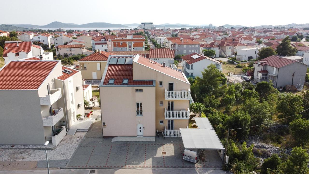 Apartmani Ivan V Relax Vodice Ngoại thất bức ảnh
