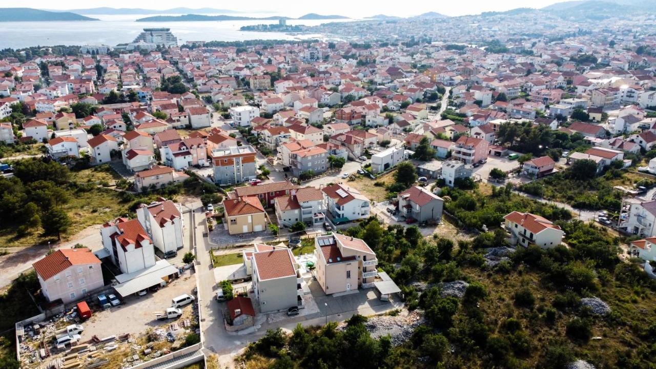 Apartmani Ivan V Relax Vodice Ngoại thất bức ảnh