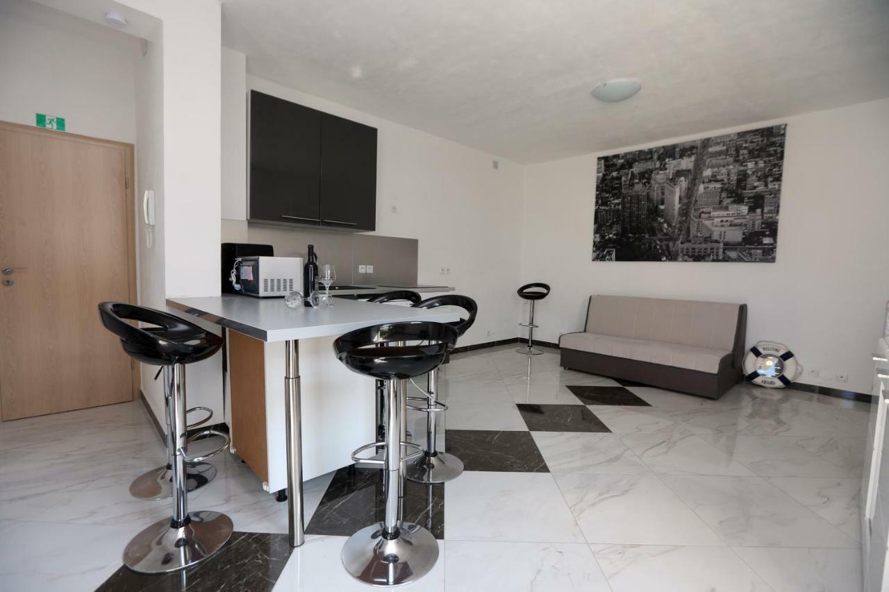 Apartmani Ivan V Relax Vodice Ngoại thất bức ảnh