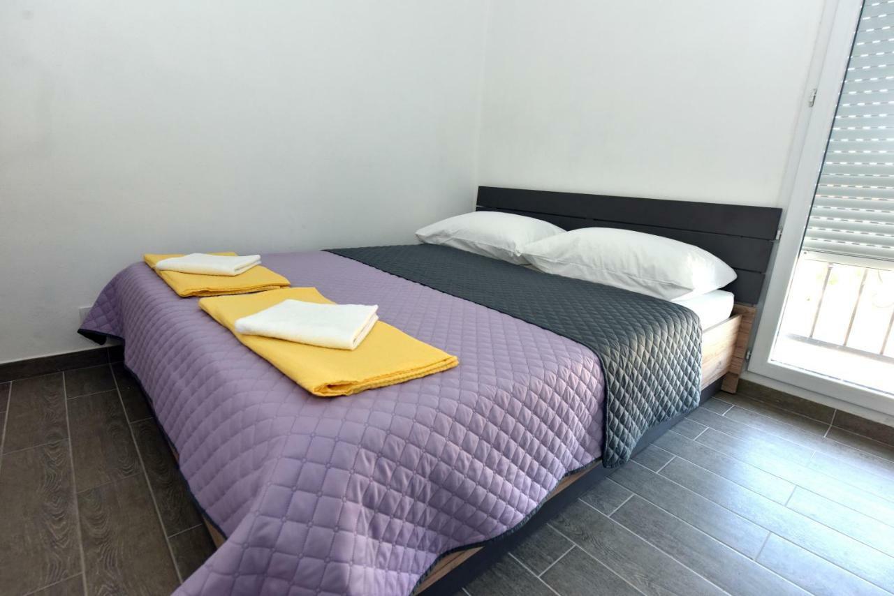 Apartmani Ivan V Relax Vodice Ngoại thất bức ảnh